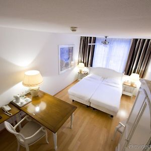 Comfort Kamer met Twee Aparte Bedden